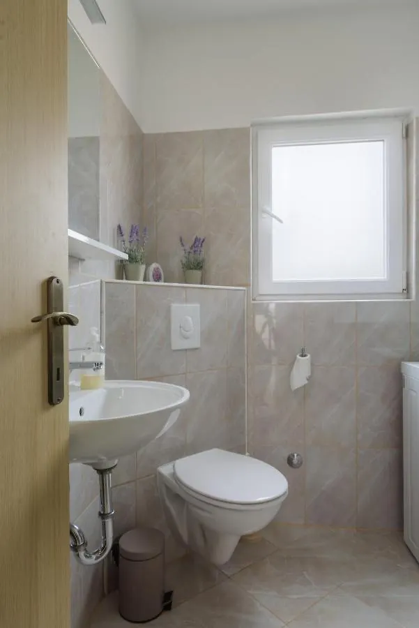 Apartment Apartmani Topcic Trogir Kroatien